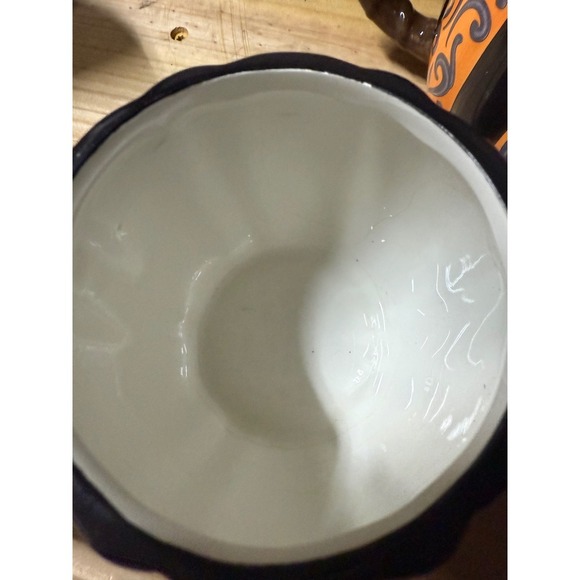 Set of 2 Pumpkin Mugs – Halloween Fall Harvest Ceramic Coffee Cups - Picture 5 of 5